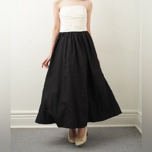 Elegant Two-Toned Maxi Dress